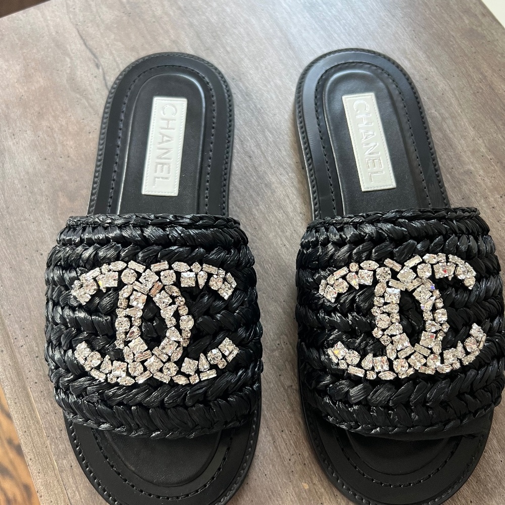 Chanel Black Raffia Embellished Shoes Sandals 40/10